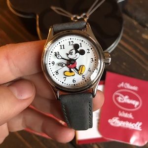 NWT Mickey Mouse Ingersoll Disney Watch